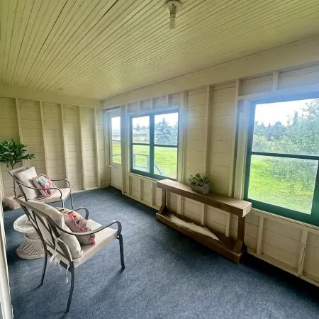 4BR Retreat in Waukon • Group Friendly