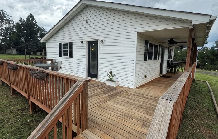 Welcome to Mountain View Farmhouse, your cozy retreat in Pinnacle, NC.