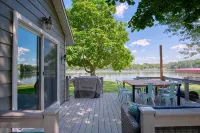 Peaceful Lake House - Brand New Remodel