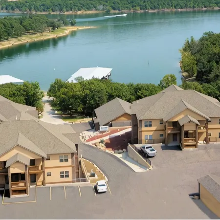 Lakefront Condo with Boat Slip Included on Table Rock Lake