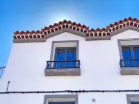 Casa da Baleia T2 Localizado à Beira-mar Virado a Menos de 5 Min. a pé da Praia - 民宿
