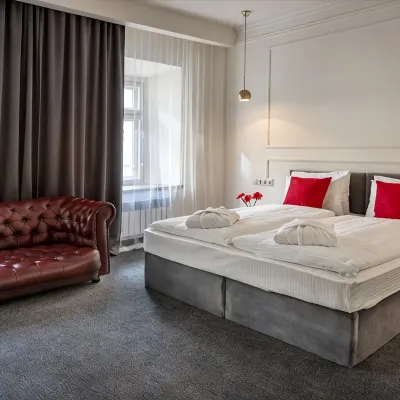 Chateau Volgo Hotel 马利剧院附近的飯店