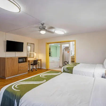 Quality Inn & Suites Airport - Cruise Port Hollywood