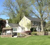 Big Discount June 26 - July 3 Refreshing Pool, Shady Screened Porch 4Br 3.5Bath
