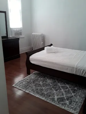 Cozy 3 BR for U Near Manhattan View, 15 Min to NYC