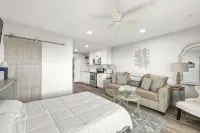 A Wave From It All! Beachfront and Close to Mayo Clinic - 4-Star