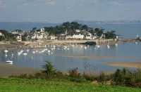 pleasant house for 6 with heated swimming pool - 3-Star