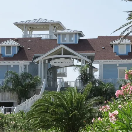 Pointe West BEACHFRONT next to dune walkover! - 4 bed 4 bath