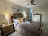 Guest Favorite • Beachfront Luquillo Condo • Walk to Kioskos & El Yunque 루키요 호텔