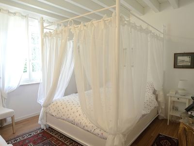Apartment in Villa with Garden and Sea View