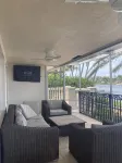 Resort style waterfront home on the intracoastal waterway! - 4つ星