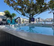 Shorely Waterfront• XL Open 2nd FL 2/3Br 2.5BTH • Jacuzzi Dock Kayak Arcade Bike - Villas