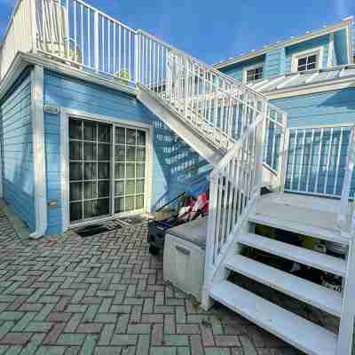 Unique Beach Bungalow Steps from the Beach Hotel Exterior