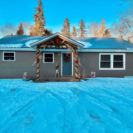 Newly Renovated, perfectly located and fully equiped.