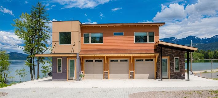 Whitefish Lakefront 3 BR Penthouse, 5 min from downtown, view of Big Mountain Hotels in Whitefish
