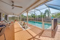 MODERN HOME WITH HEATED POOL! CLOSE TO SAWGRASS MILLS MALL! FLEXIBLE CHECK IN - Pool