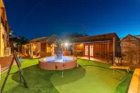 China Mary Inn:  China Mary Casita Fountain Courtyard w/games, BBQ & Live Music!