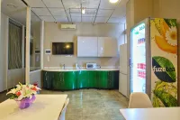 Maksim Gor'Kij Sochi Hotel - 2つ星