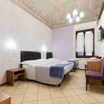 Adelaide House Rooms