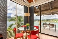 PRIVATE Ocean Front Cottage Over Looking  Beautiful Kalapaki Bay