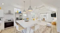 Swedish Blue and Yellow house new 2021!  Just over a block to harbor and Main St - 4 Sao