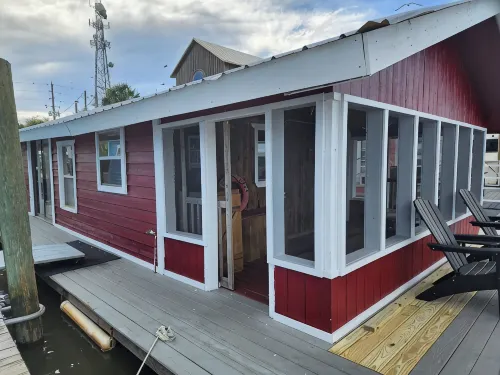 Reelaxation 'a Comfortable Cabin on Apalachicola RiverNew Water Filtration - Wifi