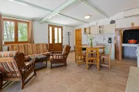 Holiday Home Gimino  - Two Bedroom Holiday Home with Pool - 3-stjärniga