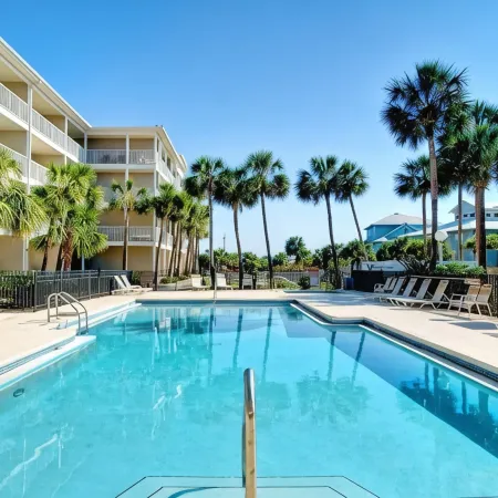 Seas the View Grand Caribbean West, great location