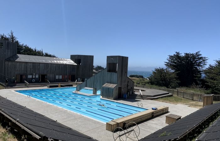 Amazing ocean views, relaxing home surrounded by nature.