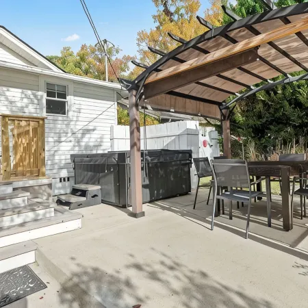 Historic Downtown Wake Forest Bungalow