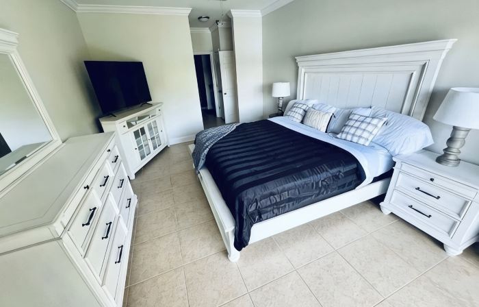 Smith Lake Stay with Water Views, Pool and Spa Bath 3Bd 2Bath
