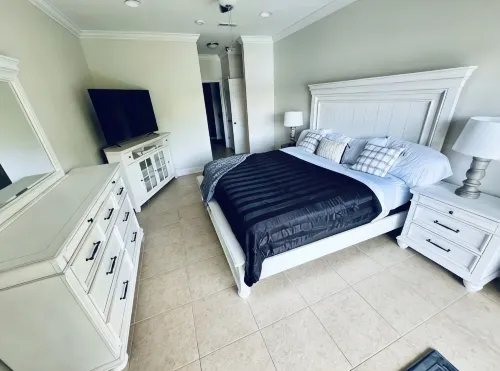 Smith Lake Stay with Water Views, Pool and Spa Bath 3Bd 2Bath