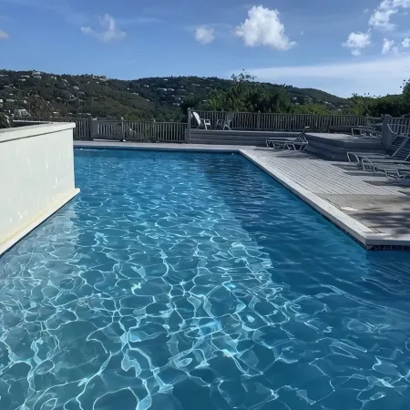 St Thomas Ocean View hide away!