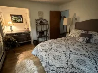 Cozy Roscoe Lakefront Cabin Hotels in Fremont