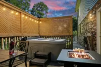 5 Min to Summersville Lake I Hot Tub I Game Room I Grill I Fire Pit - WiFi