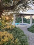 Beautiful hilltop Trulli w/ POOL & A/C in almond & olive grove - TrulliVistas
