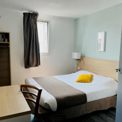 The Originals City, Hôtel Novella Confort Nantes Est Отели рядом с достопримечательностью «Станция Haluchère-Batignolles»