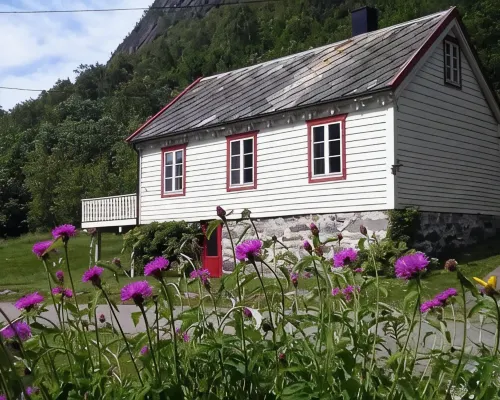 Vollsnes Gjestehus Hotels in Stryn