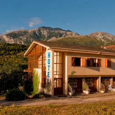 Hotel Torrecerredo