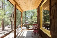 IdyllAway Vintage Cabin - Kid Friendly Cul-De-Sac!