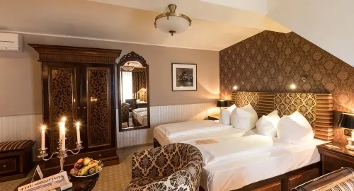 Myer's Hotel Berlin - Historic Hotels