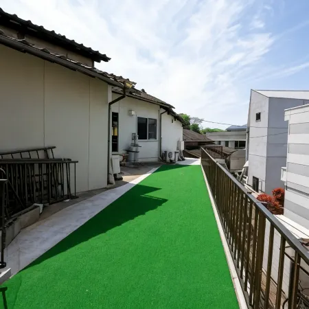 Sumitsugu House East