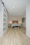 Lime Crush...Sweet studio apartment a 1/2 block to a private beach. - อพาร์ทเม้นท์