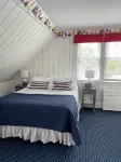 New listing! New updared pictures! Stunning, Historic Captain Mayo House, SWH! - Homestays