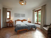 ES SERRAL - villa with private pool, terrace, garden and sea views FREE WIFI - 무료 와이파이