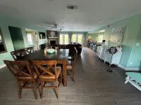 Wine Country Oasis Pool/Sleeps 14 - Boutique