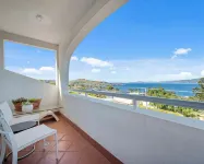 Huge luxurious Family home - Stunning Water Vista, 15 min from Hobart CBD - ติดทะเล