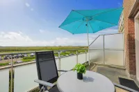 Vacation apartment right by the sea near Callantsoog LekkerNaarZee - 4성급