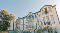 Laguna Beach Club Bazaleti Lake โรงแรมใน