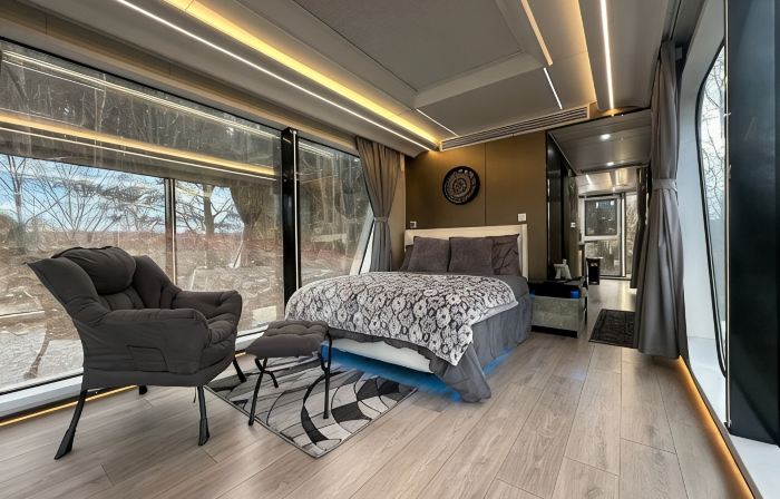 Cozy 1 Bed, 1 Bath Smart Home Capsule on Scenic Keuka Wine Trail–Modern Comfort!